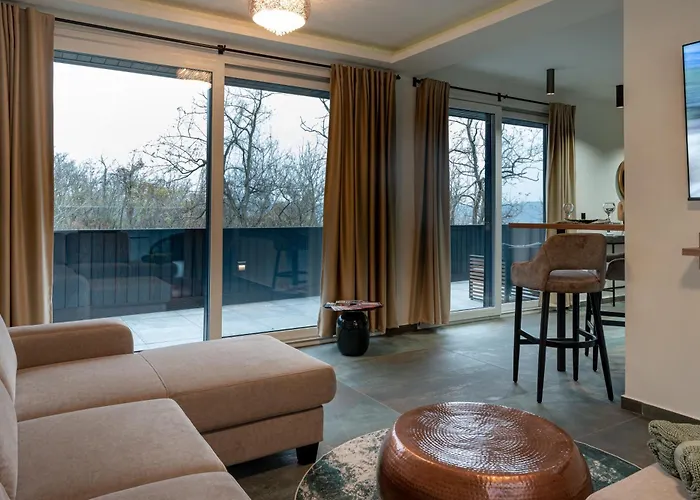 Serenum Erdei Apartment